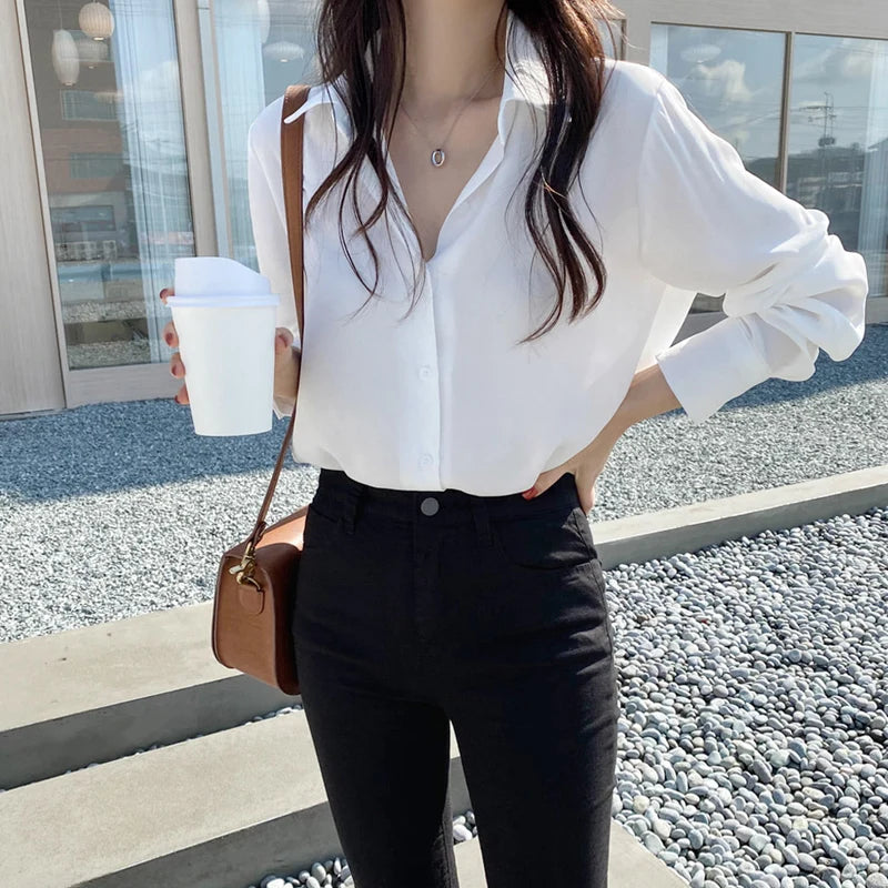 Blusa Solta Clássica
